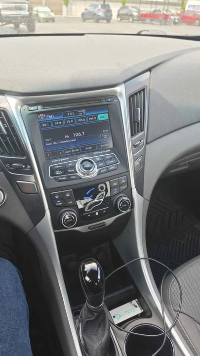 2015 Hyundai Sonata - Image 7 of 10