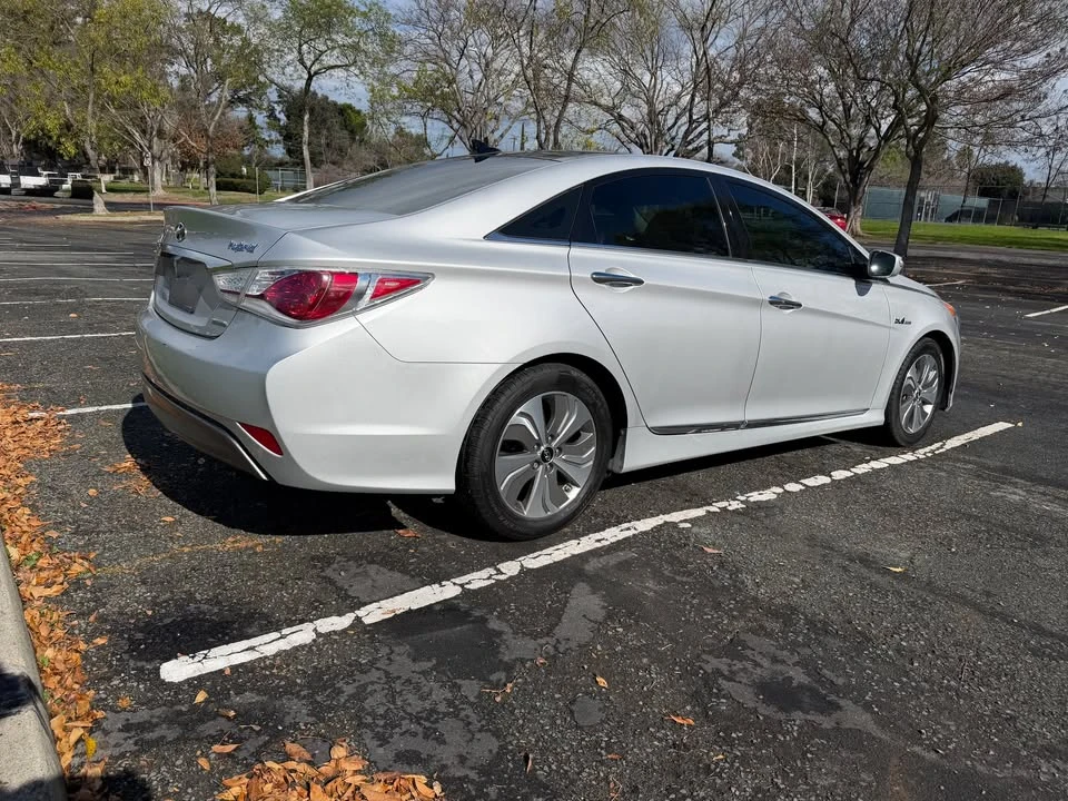2015 Hyundai Sonata - Image 3 of 20