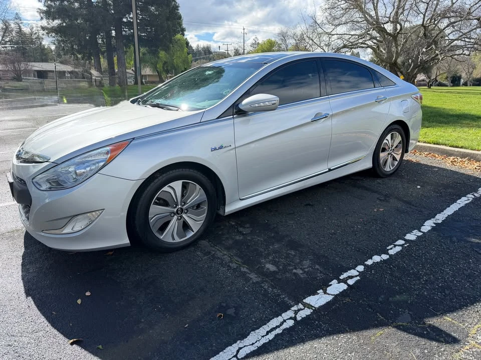 2015 Hyundai Sonata - Image 6 of 20