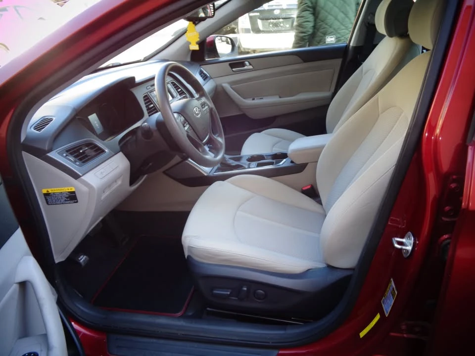 2015 Hyundai Sonata - Image 9 of 9