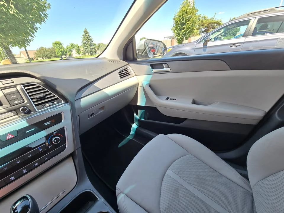 2015 Hyundai Sonata - Image 12 of 14