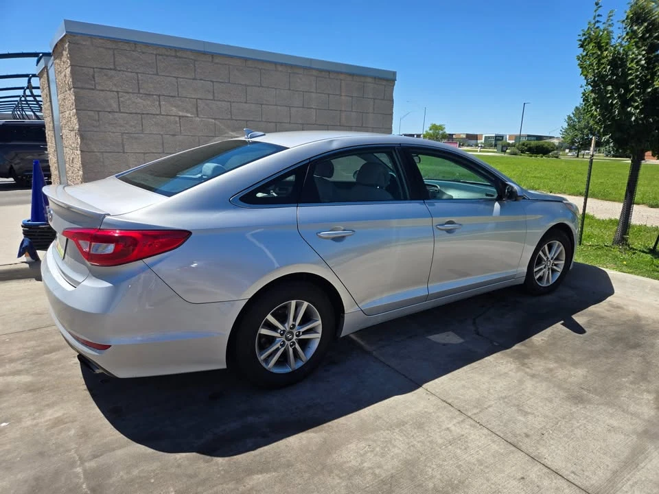 2015 Hyundai Sonata - Image 5 of 14