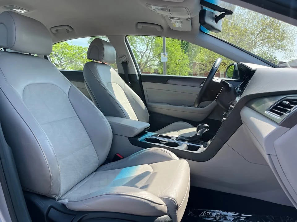 2015 Hyundai Sonata - Image 14 of 17