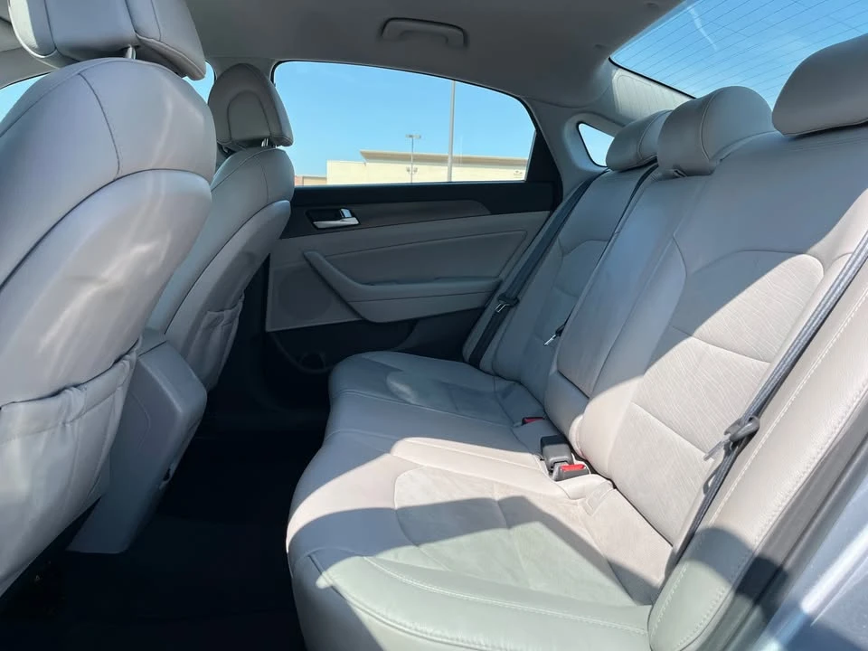 2015 Hyundai Sonata - Image 16 of 17