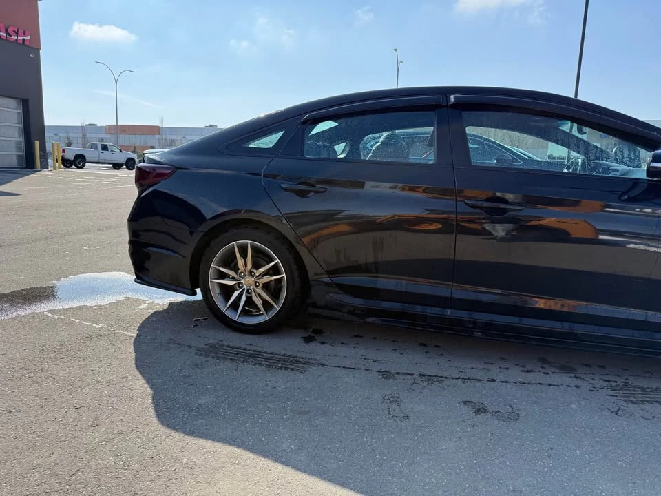 2015 Hyundai Sonata - Image 5 of 19