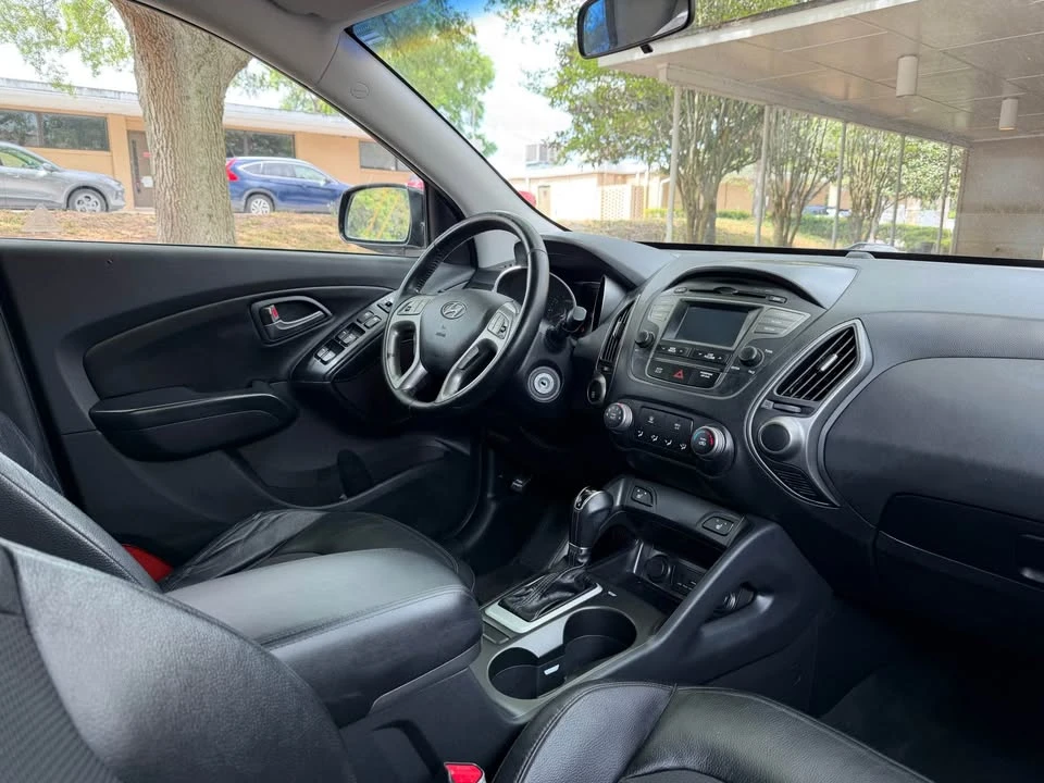 2015 Hyundai Tucson - Image 8 of 13
