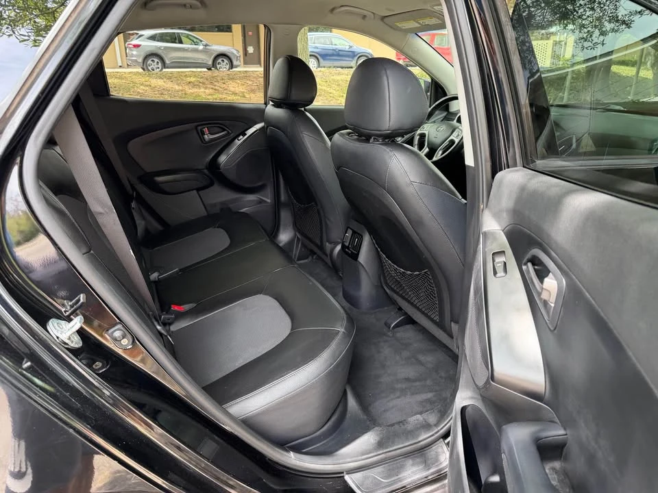 2015 Hyundai Tucson - Image 9 of 13