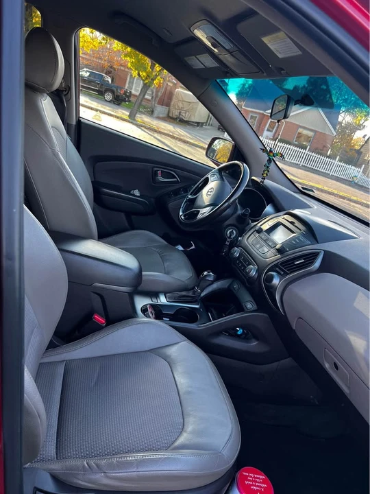 2015 Hyundai Tucson - Image 7 of 12
