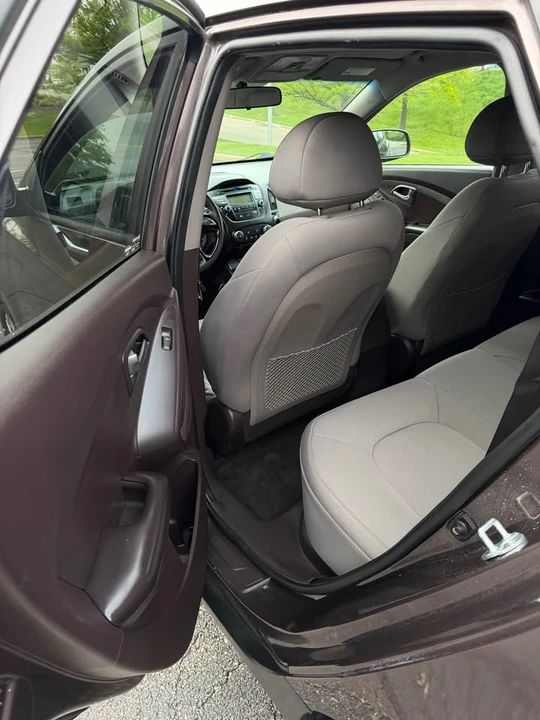 2015 Hyundai Tucson - Image 11 of 19