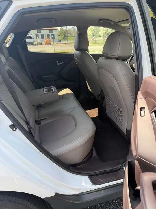 2015 Hyundai Tucson - Image 6 of 9