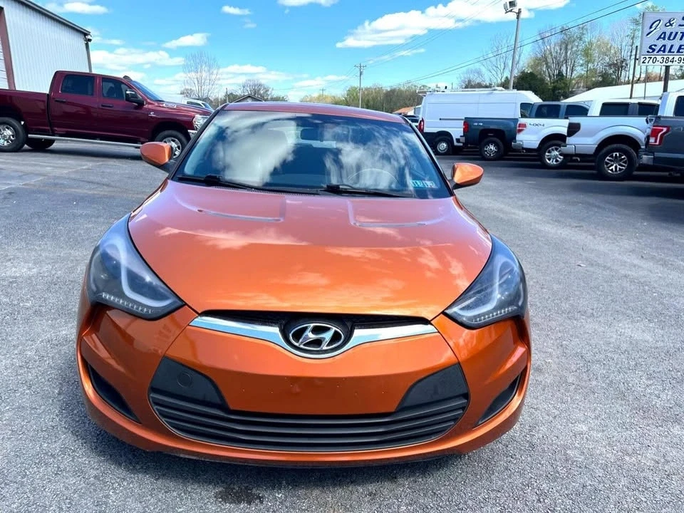 2015 Hyundai Veloster - Image 2 of 16