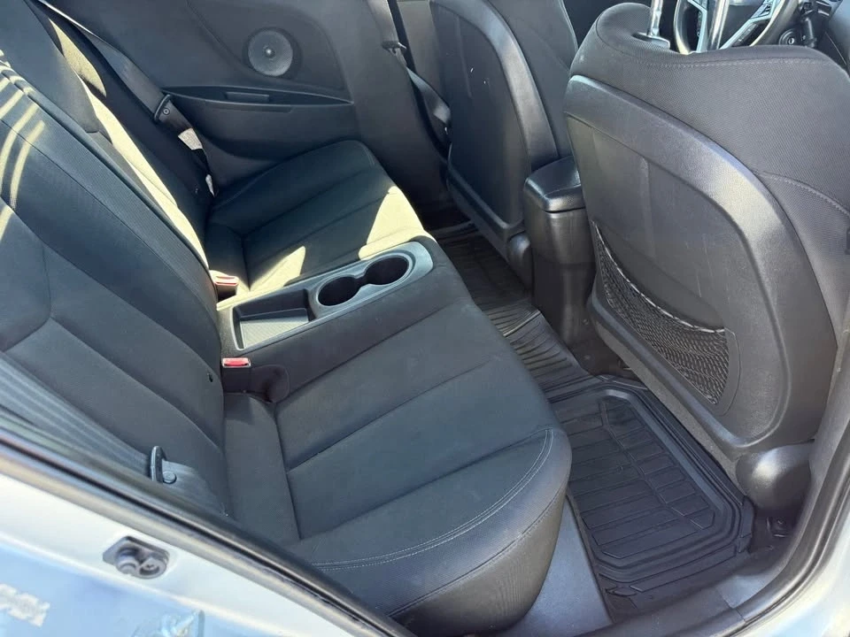 2015 Hyundai Veloster - Image 9 of 10