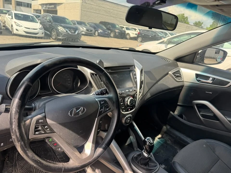 2015 Hyundai Veloster - Image 8 of 11