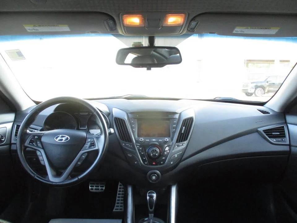 2015 Hyundai Veloster - Image 11 of 20