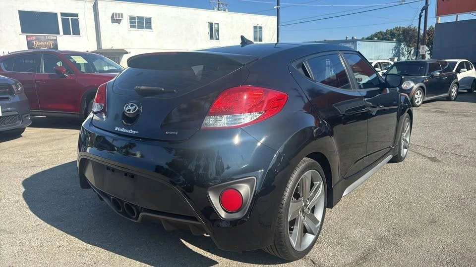 2015 Hyundai Veloster - Image 4 of 14