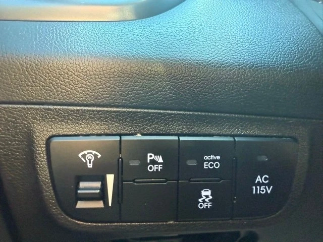 2015 Hyundai Veloster - Image 18 of 20