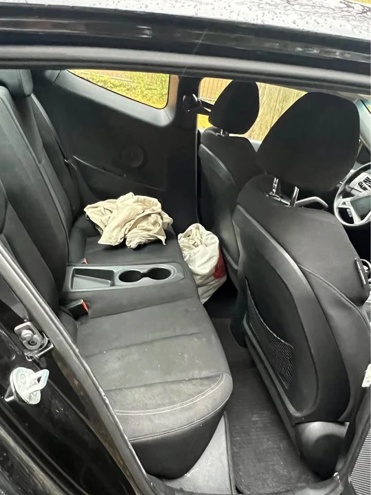 2015 Hyundai Veloster - Image 7 of 8
