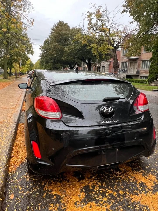 2015 Hyundai Veloster - Image 5 of 8