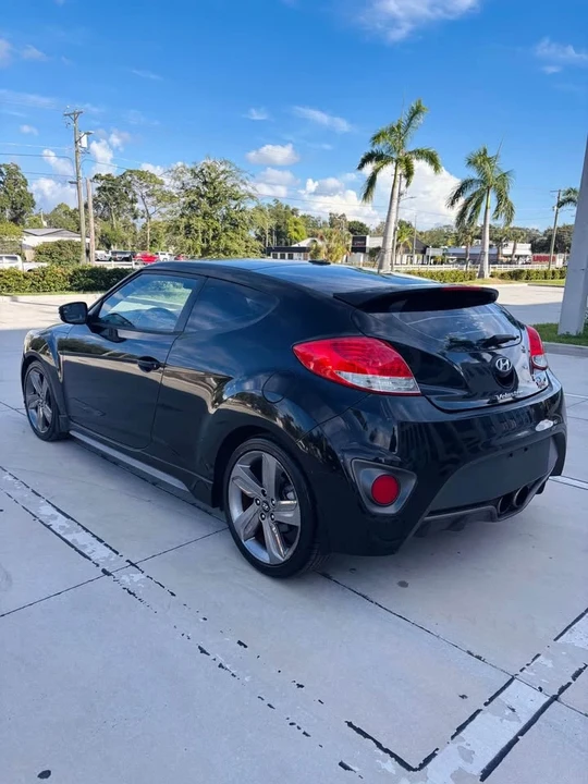 2015 Hyundai Veloster - Image 8 of 14