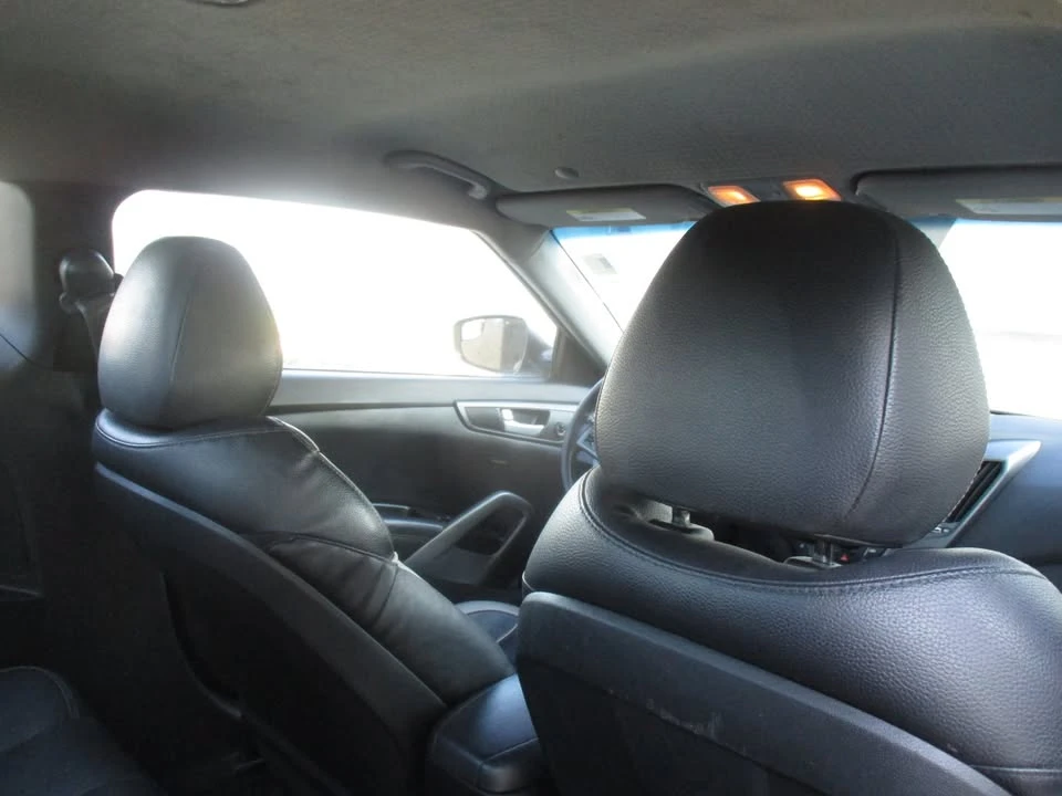 2015 Hyundai Veloster - Image 20 of 20