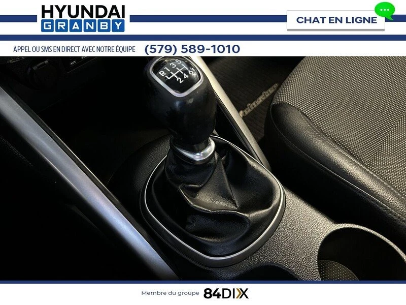 2015 Hyundai Veloster - Image 17 of 18