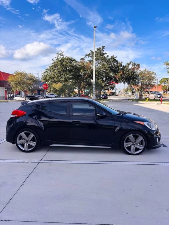 2015 Hyundai Veloster - Image 5 of 14