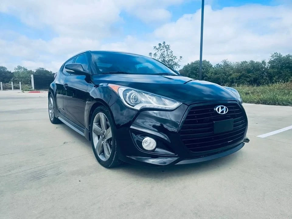 2015 Hyundai Veloster - Image 3 of 12