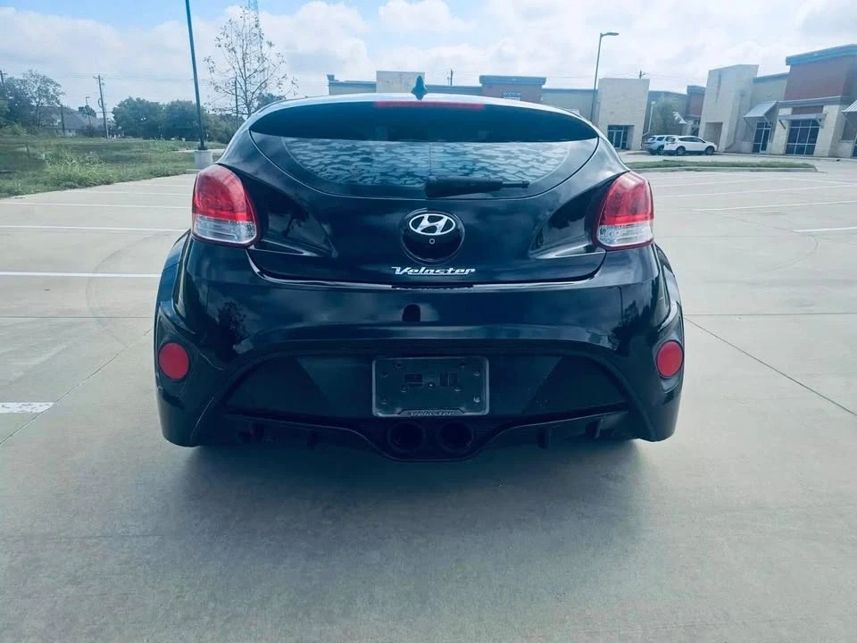 2015 Hyundai Veloster - Image 5 of 12
