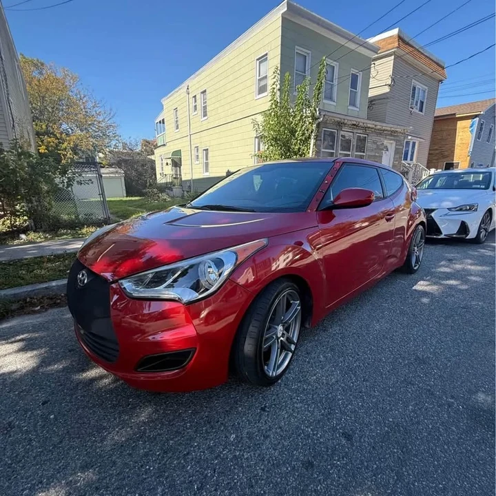 2015 Hyundai Veloster - Image 2 of 10