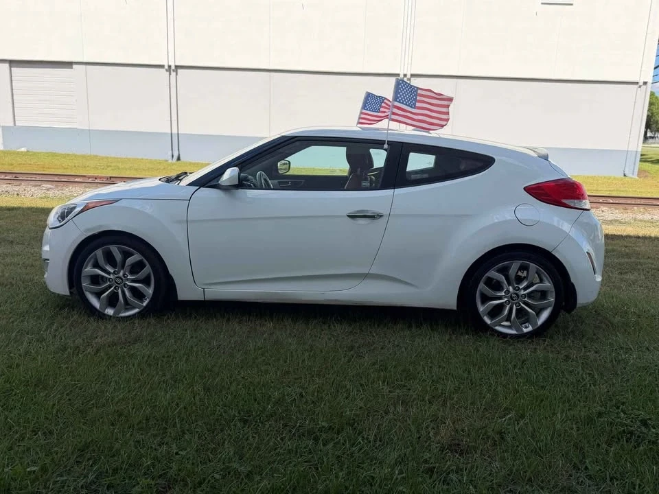 2015 Hyundai Veloster - Image 7 of 14