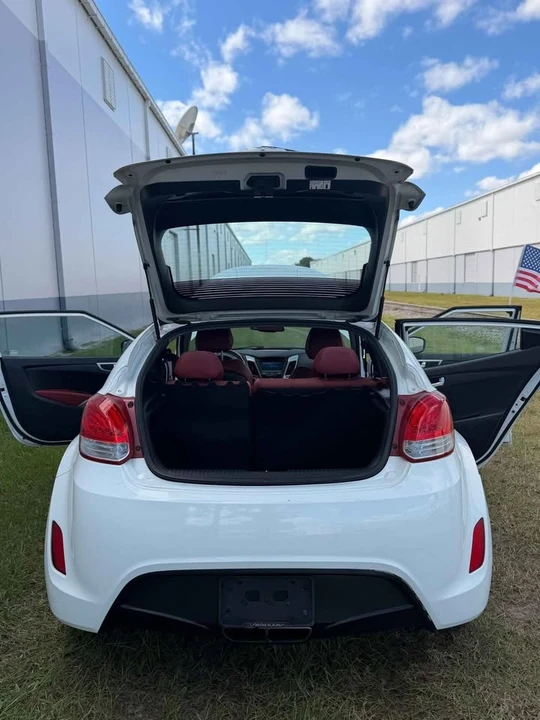 2015 Hyundai Veloster - Image 14 of 14