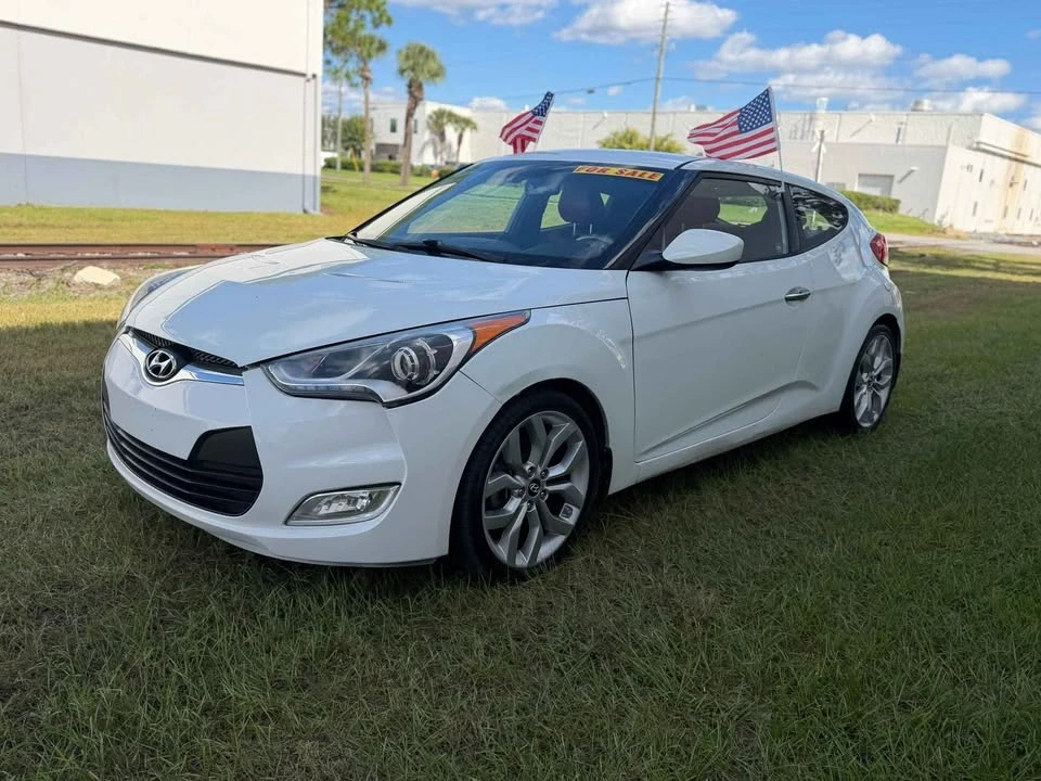 2015 Hyundai Veloster - Image 6 of 14