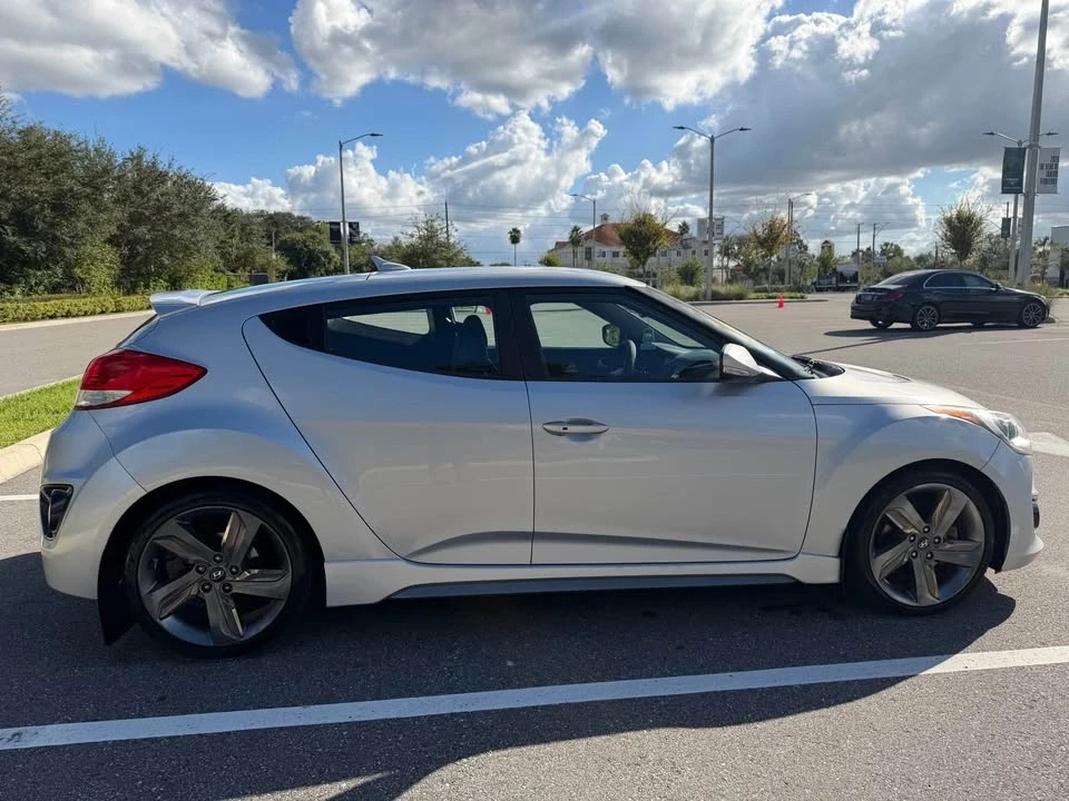 2015 Hyundai Veloster - Image 3 of 16