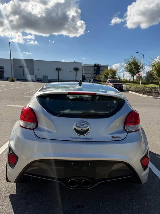 2015 Hyundai Veloster - Image 5 of 16
