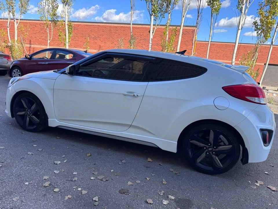 2015 Hyundai Veloster - Image 5 of 12