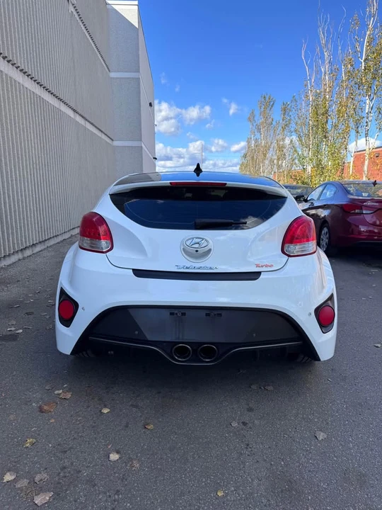 2015 Hyundai Veloster - Image 3 of 12