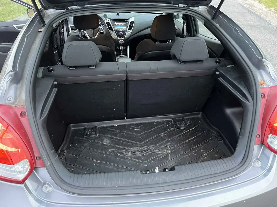 2015 Hyundai Veloster - Image 11 of 11