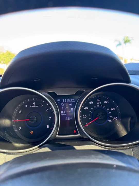 2015 Hyundai Veloster - Image 11 of 13