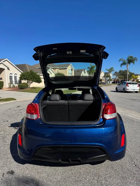 2015 Hyundai Veloster - Image 5 of 13