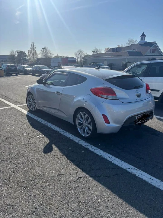 2015 Hyundai Veloster - Image 4 of 7