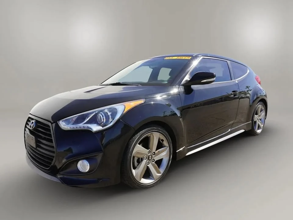2015 Hyundai Veloster - Image 2 of 20