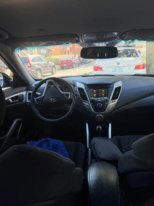 2015 Hyundai Veloster - Image 3 of 10