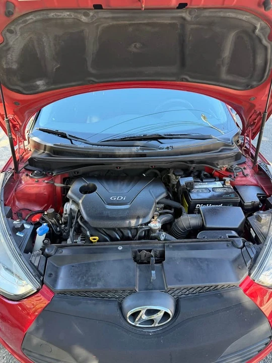 2015 Hyundai Veloster - Image 9 of 10