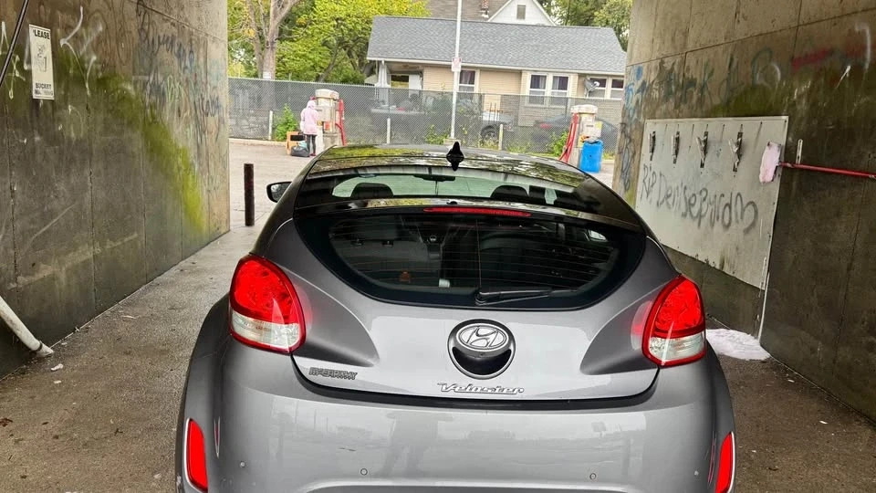 2015 Hyundai Veloster - Image 5 of 17