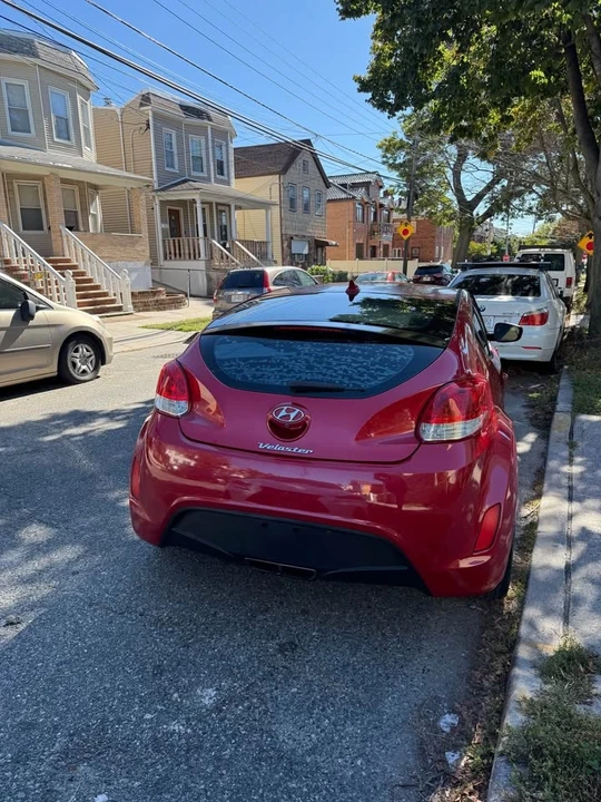 2015 Hyundai Veloster - Image 7 of 10