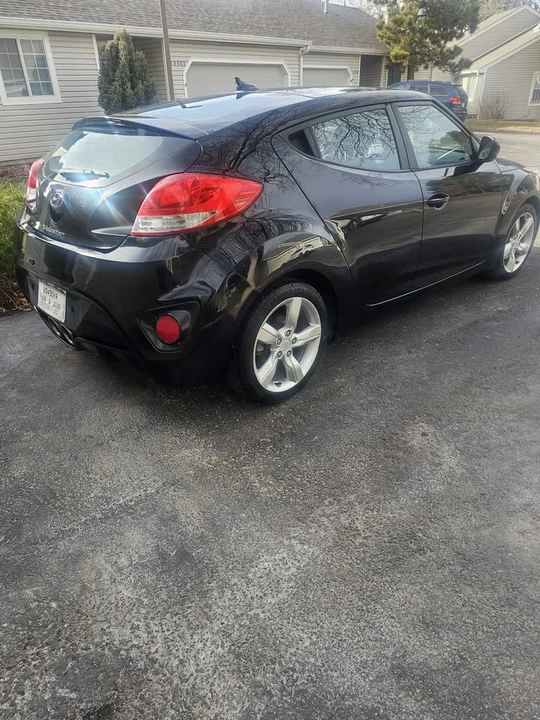 2015 Hyundai Veloster - Image 4 of 7