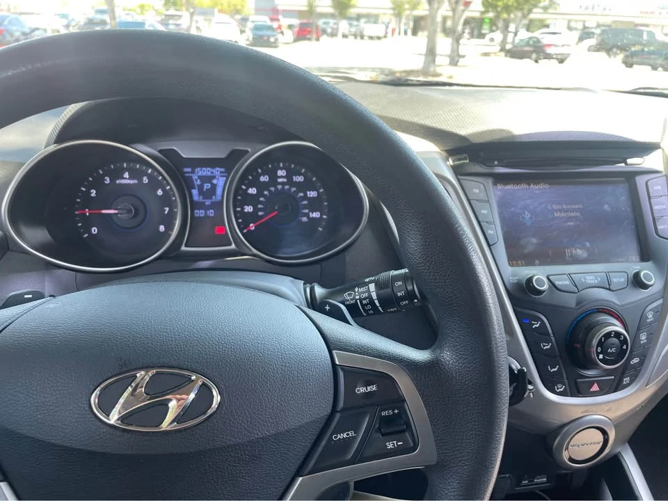 2015 Hyundai Veloster - Image 9 of 9