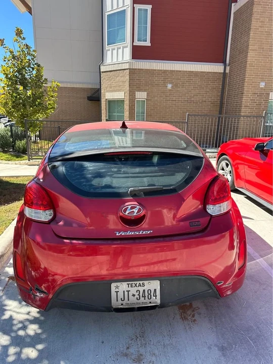2015 Hyundai Veloster - Image 4 of 6