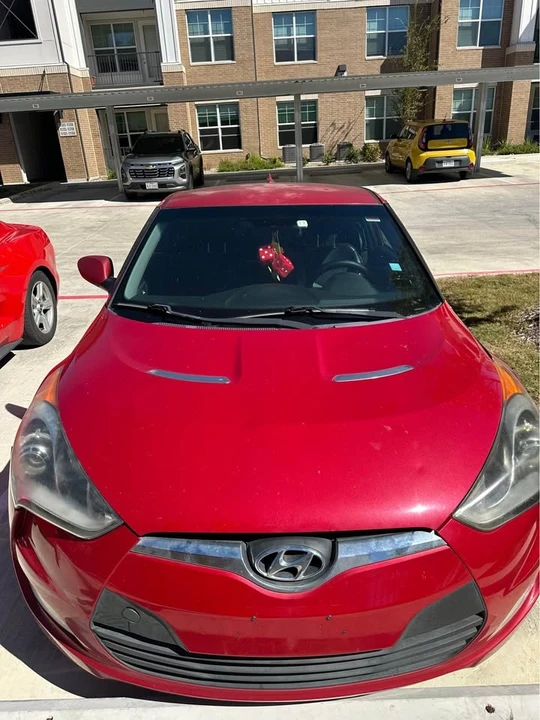 2015 Hyundai Veloster - Image 2 of 6