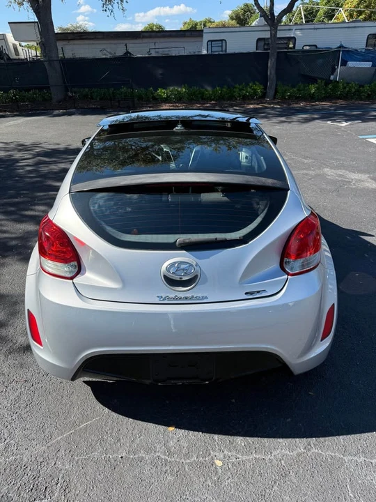2015 Hyundai Veloster - Image 5 of 12